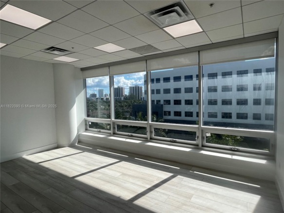 20900 NE 30th Ave # 412, Aventura FL 33180 — #A11822090