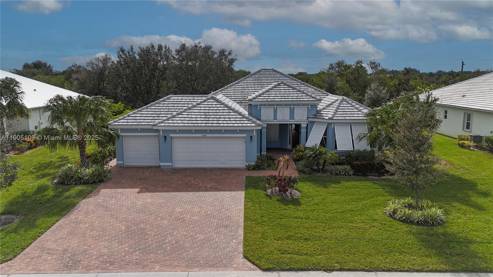 default 2547 Saint Lucia Cir, Vero Beach FL 32967 — #A11905103