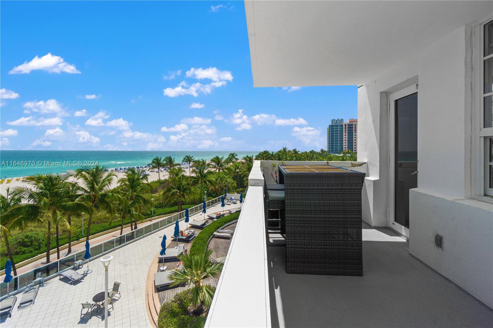 x 100 Lincoln Rd # 548, Miami Beach FL 33139 — #A11646970