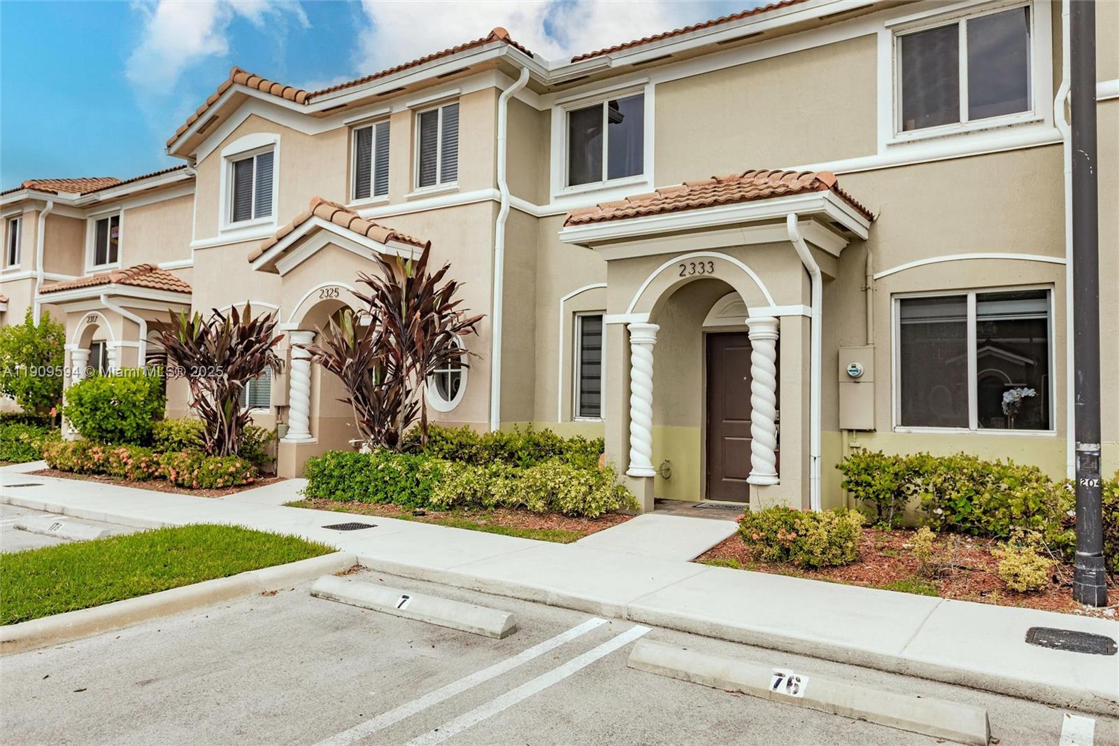 83dcefb7-1232 2333 SE 10th St, Homestead FL 33035 — #A11909594