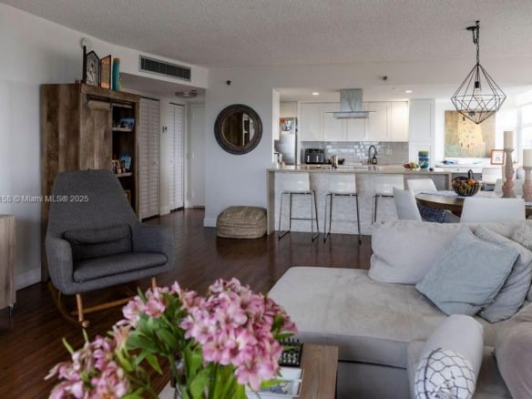 1300 Saint Charles Place, Pembroke Pines FL 33026 — #A11898158