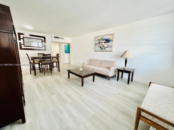 100 Lincoln Rd # 535, Miami Beach FL 33139 — #A11918168