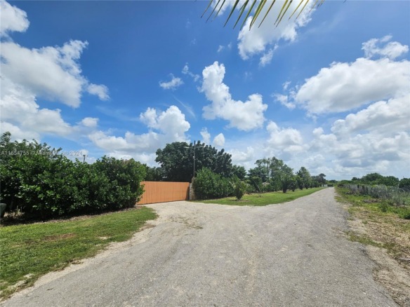 22501 SW 207th Ave, Miami FL 33170 — #A11654755