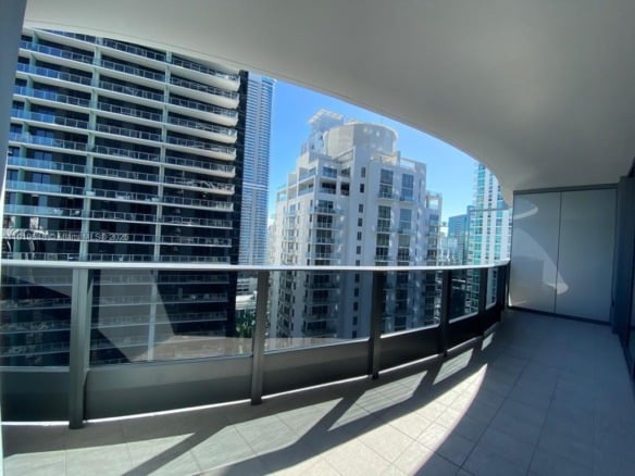 1000 Brickell Plz # 3207, Miami FL 33131 — #A11919548