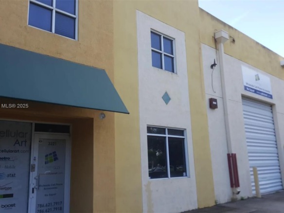 3221 NW 82 Avenue, Doral FL 33122 — #A11763220