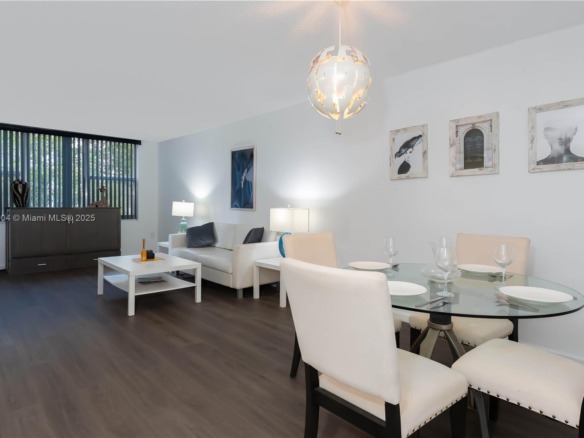 17890 W Dixie Hwy 319 Hwy # 319, North Miami Beach FL 33160 — #A11893004