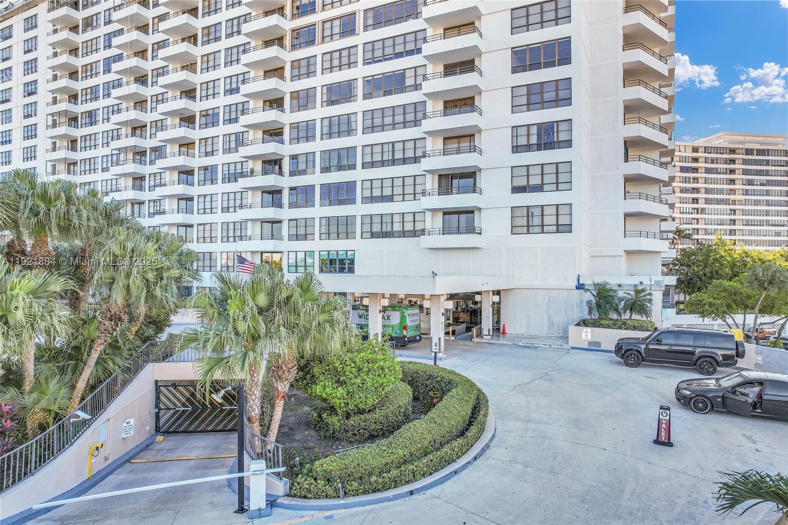 default 2500 Parkview Dr # 2411, Hallandale Beach FL 33009 — #A11921884