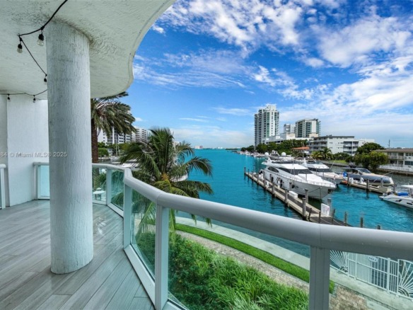 7918 Harbour Island Dr # 207, North Bay Village FL 33141 — #A11910684