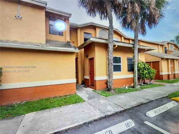 2471 NW 56th Ave # 15, Lauderhill FL 33313 — #A11922355