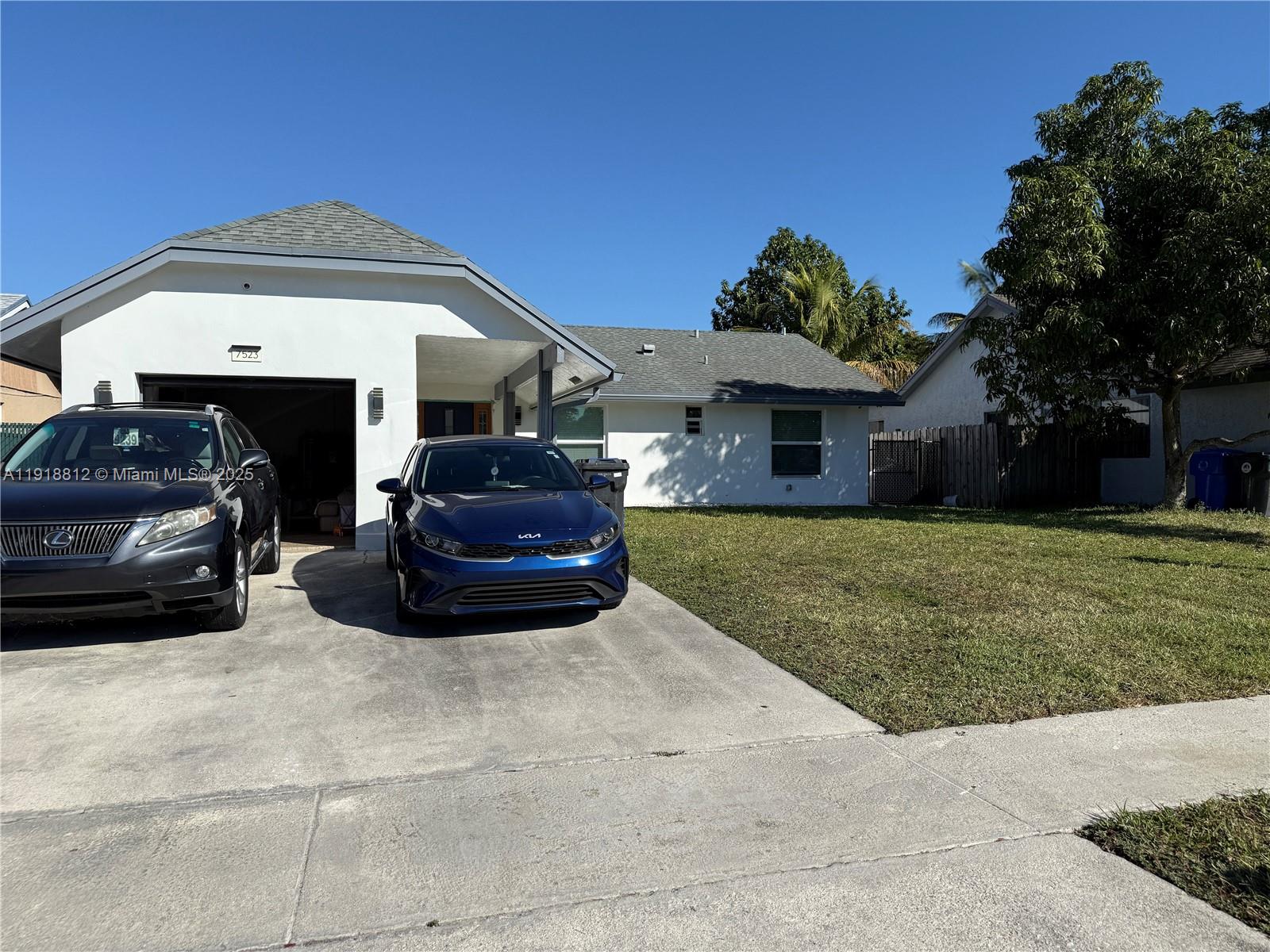 7523 SW 7th Pl, North Lauderdale FL 33068 — #A11918812