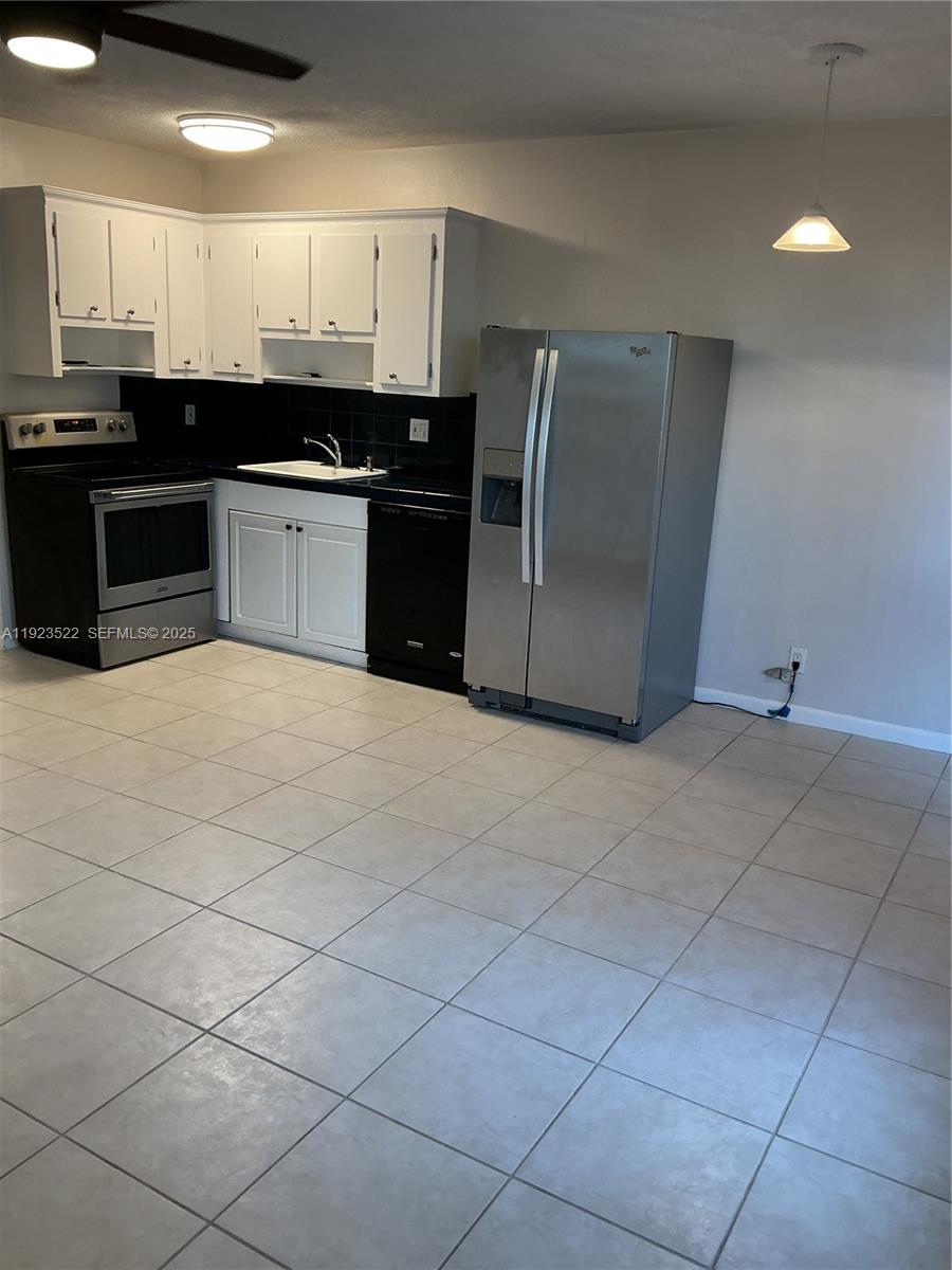 83dcefb7-1454 2716 NE 30th Pl # 103C, Fort Lauderdale FL 33306 — #A11923522