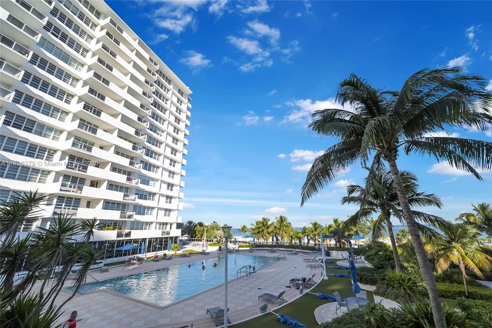 83dcefb7-1475 100 Lincoln Rd # 315, Miami Beach FL 33139 — #A11826279