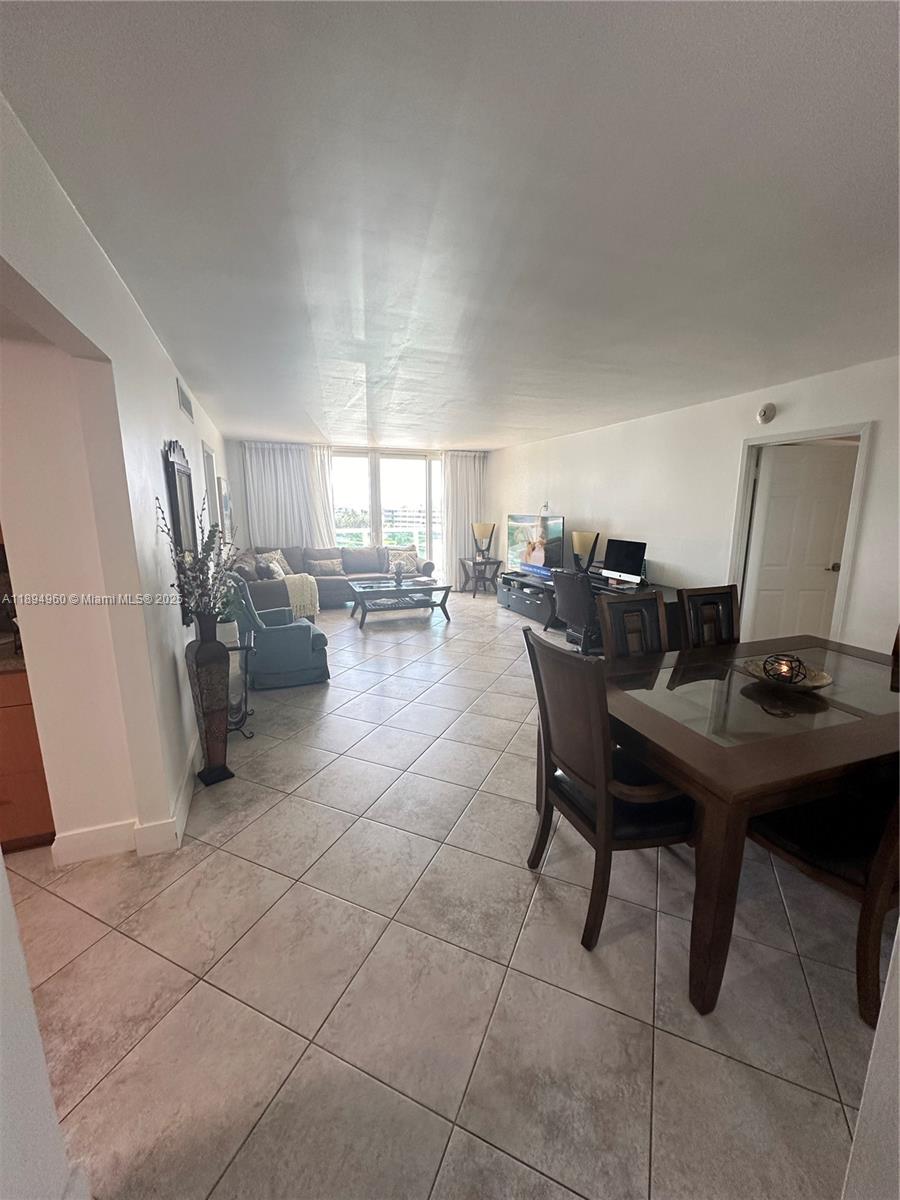 83dcefb7-1486 100 Bayview Dr # 601, Sunny Isles Beach FL 33160 — #A11894960
