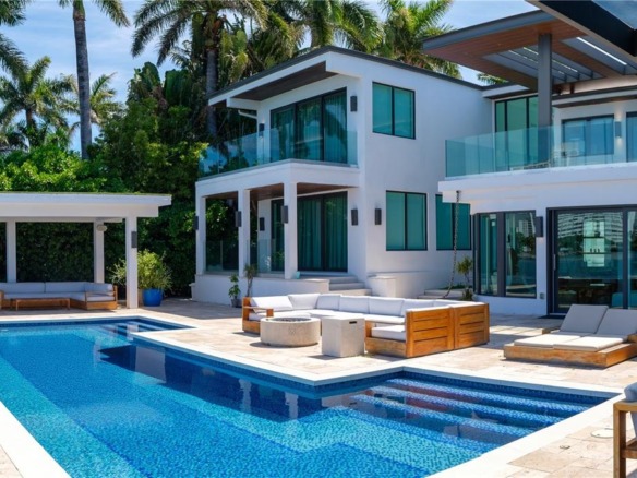 327 E Rivo Alto Dr, Miami Beach FL 33139 — #A11924811