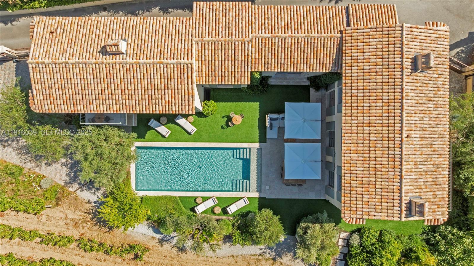 La belle Isnarde Euclia, FL — #A11916039