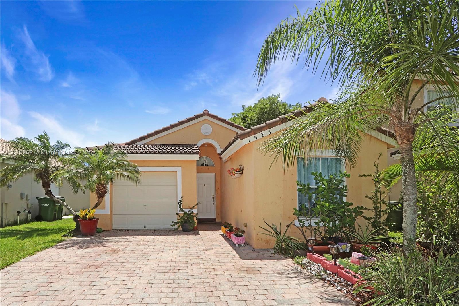 83dcefb7-1535 1585 SE 20th Rd, Homestead FL 33035 — #A11816969