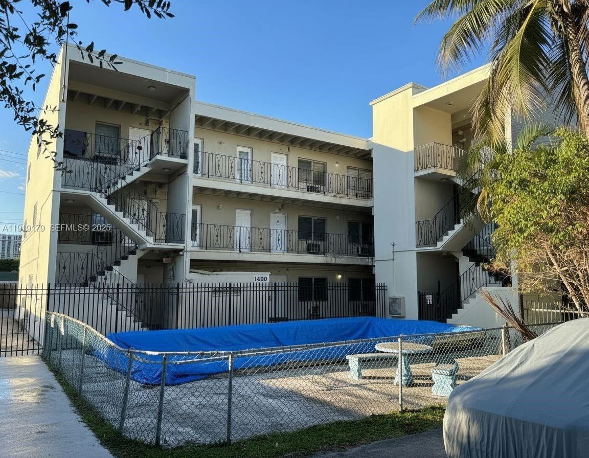 83dcefb7-1537 1400 NE 111th St, Miami FL 33161 — #A11919179