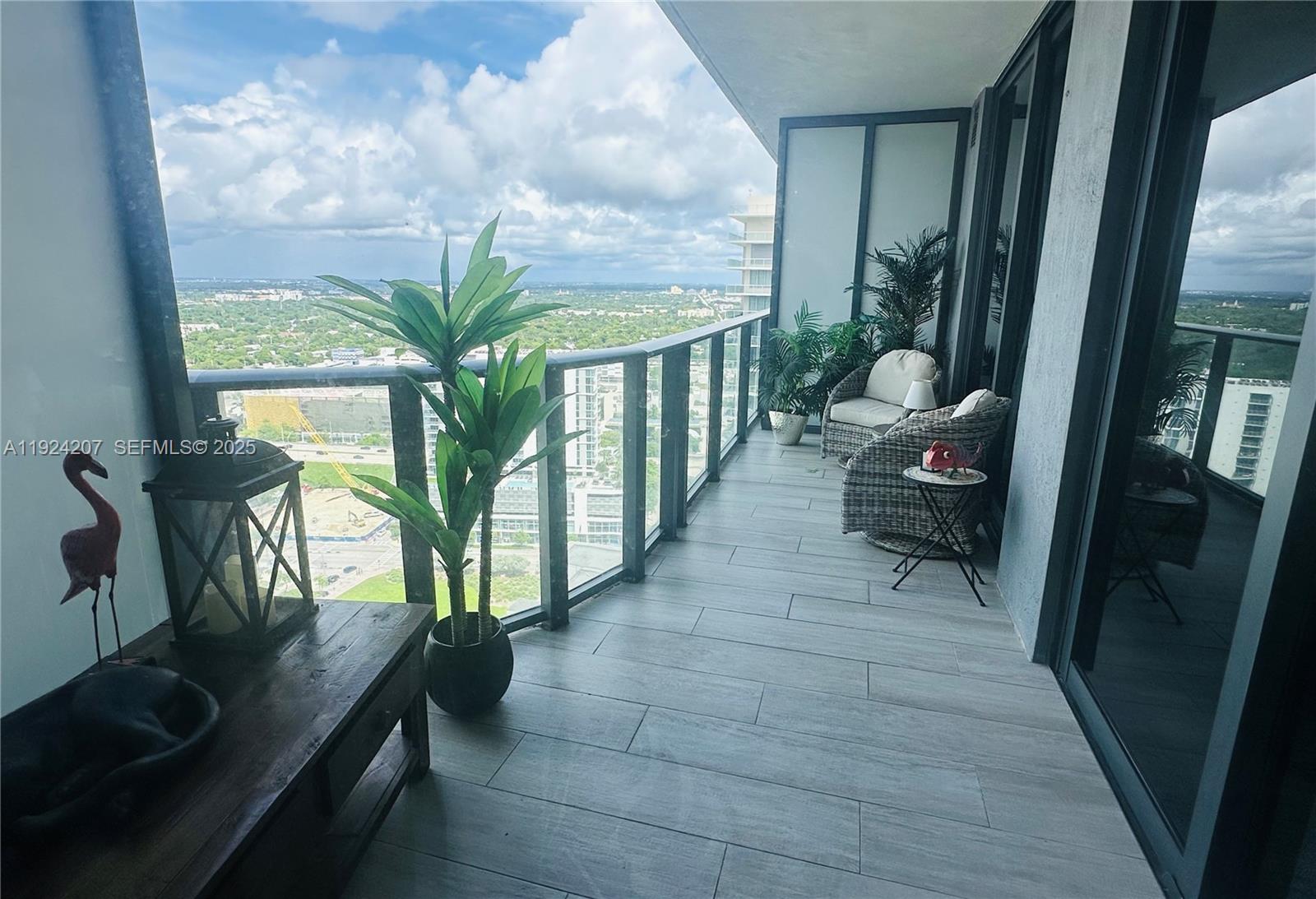 83dcefb7-1548 121 NE 34th St # 3014, Miami FL 33137 — #A11924207
