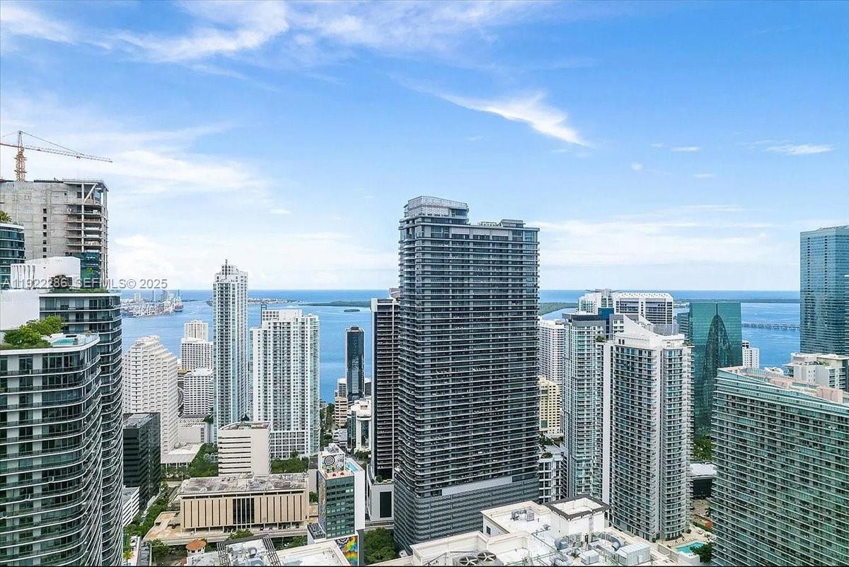 83dcefb7-1551 1000 Brickell Plz # 3211, Miami FL 33131 — #A11922286