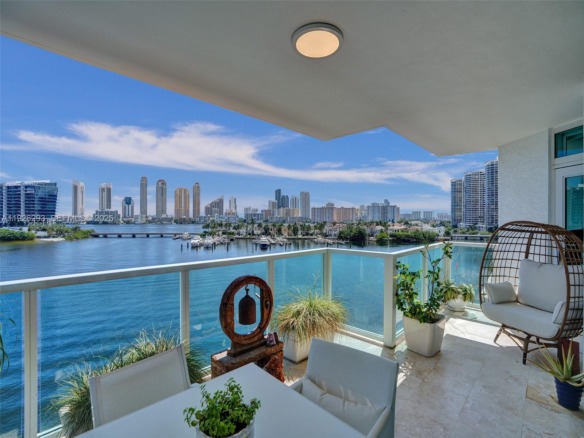 3201 NE 183rd St # 704, Aventura FL 33160 — #A11926293
