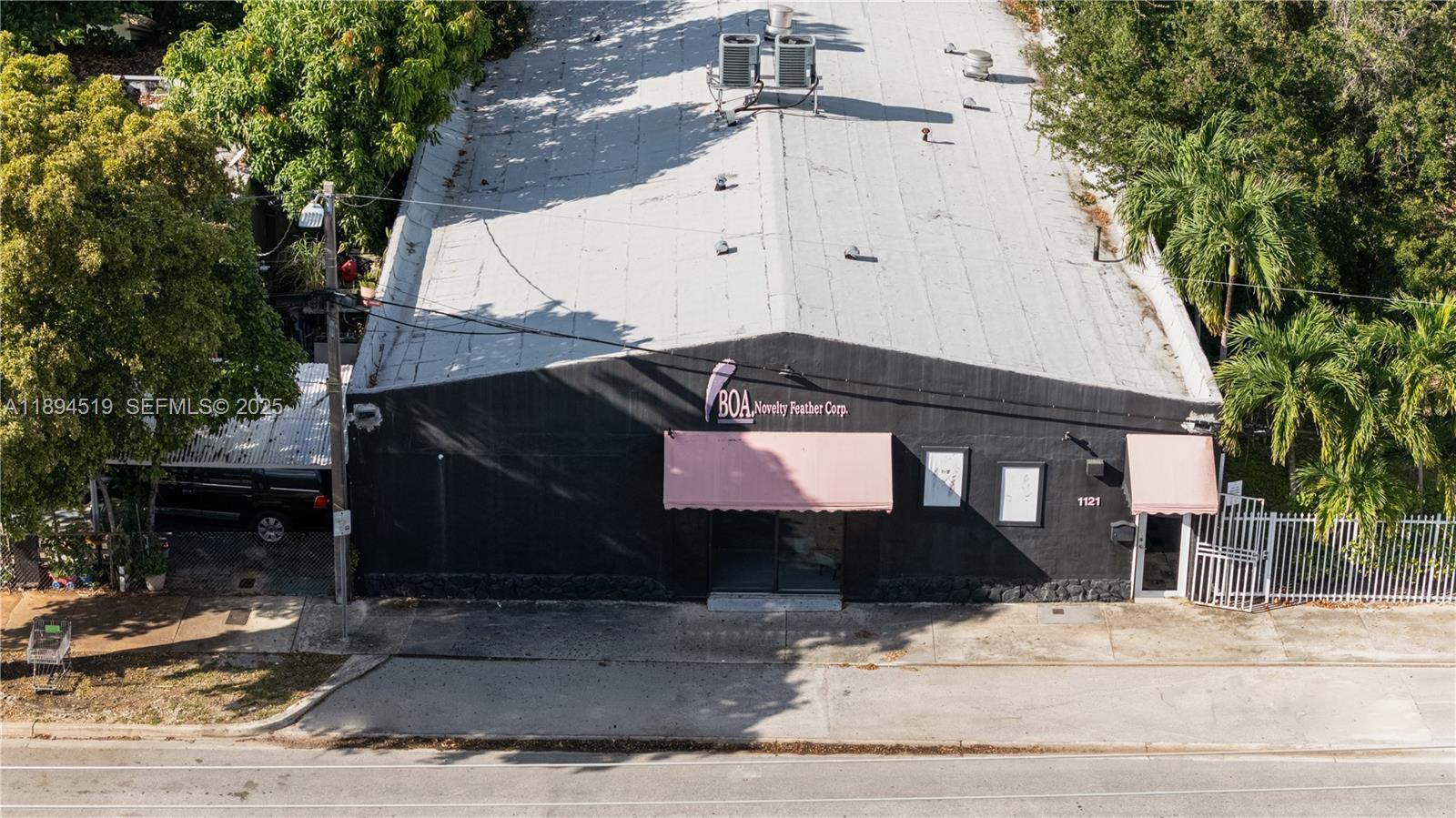 default 1121 NW 29th St, Miami FL 33127 — #A11894519
