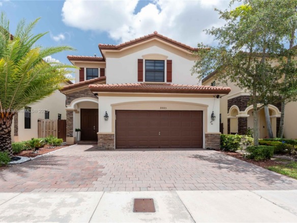 8885 NW 100th Pl, Doral FL 33178 — #A11818784