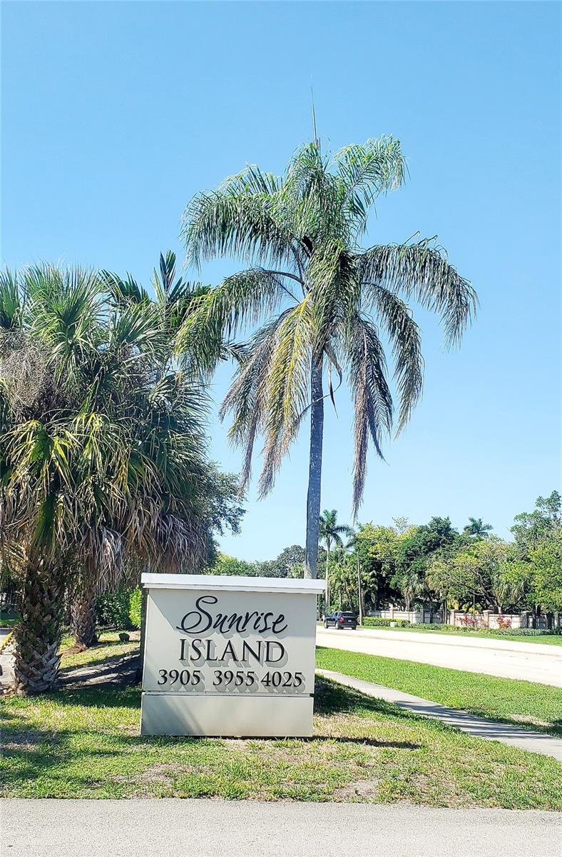 83dcefb7-1653 3905 N Nob Hill Rd # 510, Sunrise FL 33351 — #A11927434