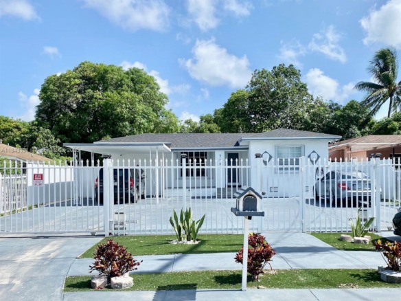 739 NW 112th St, Miami FL 33168 — #A11843981