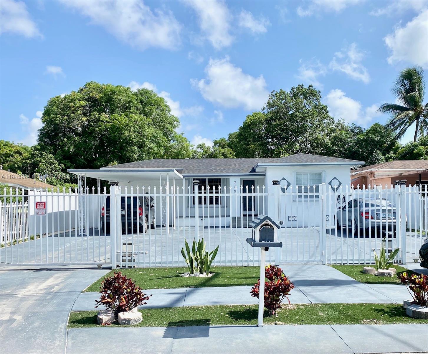 83dcefb7-1692 739 NW 112th St, Miami FL 33168 — #A11843981