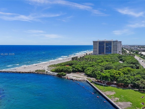 1180 S Ocean Boulevard # A, Boca Raton FL 33432 — #A11829771