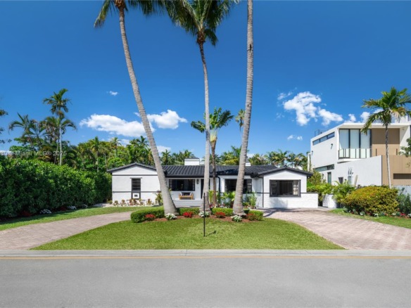 118 E 3rd Ct, Miami Beach FL 33139 — #A11911530