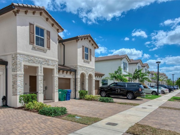 12661 NW 23rd Pl, Miami FL 33167 — #A11927145