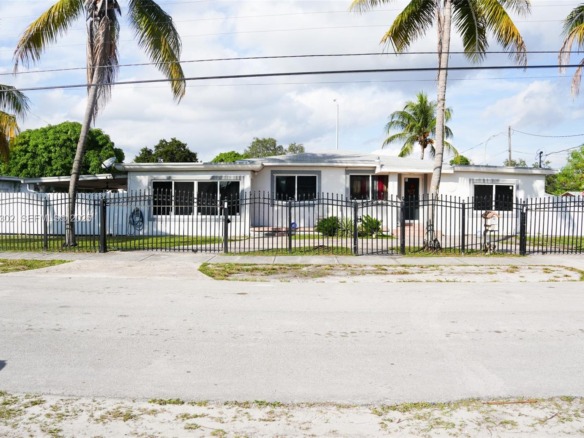 2955 NW 102nd St, Miami FL 33147 — #A11930302