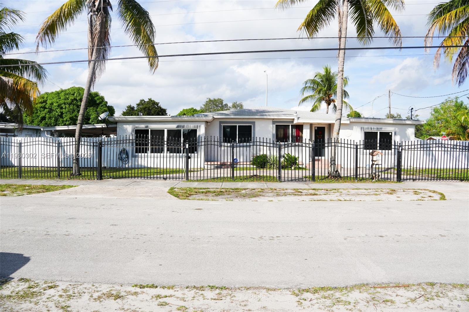 83dcefb7-1764 2955 NW 102nd St, Miami FL 33147 — #A11930302