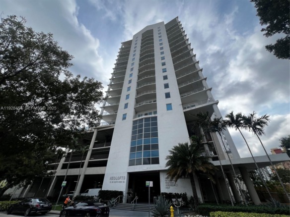 10 SW South River Dr # 812, Miami FL 33130 — #A11928454