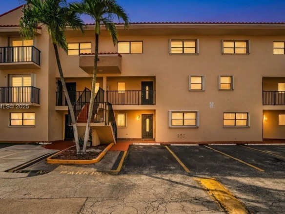 5530 W 26th Ct # 102, Hialeah FL 33016 — #A11924143