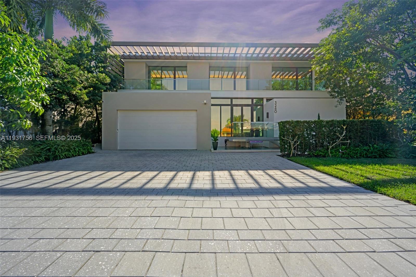 83dcefb7-1814 3260 NE 165th St, North Miami Beach FL 33160 — #A11931756