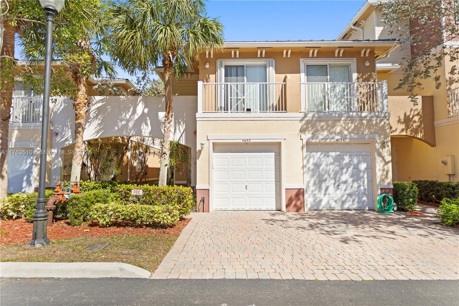 4650 SW 75th Way, Davie FL 33314 — #A11763510