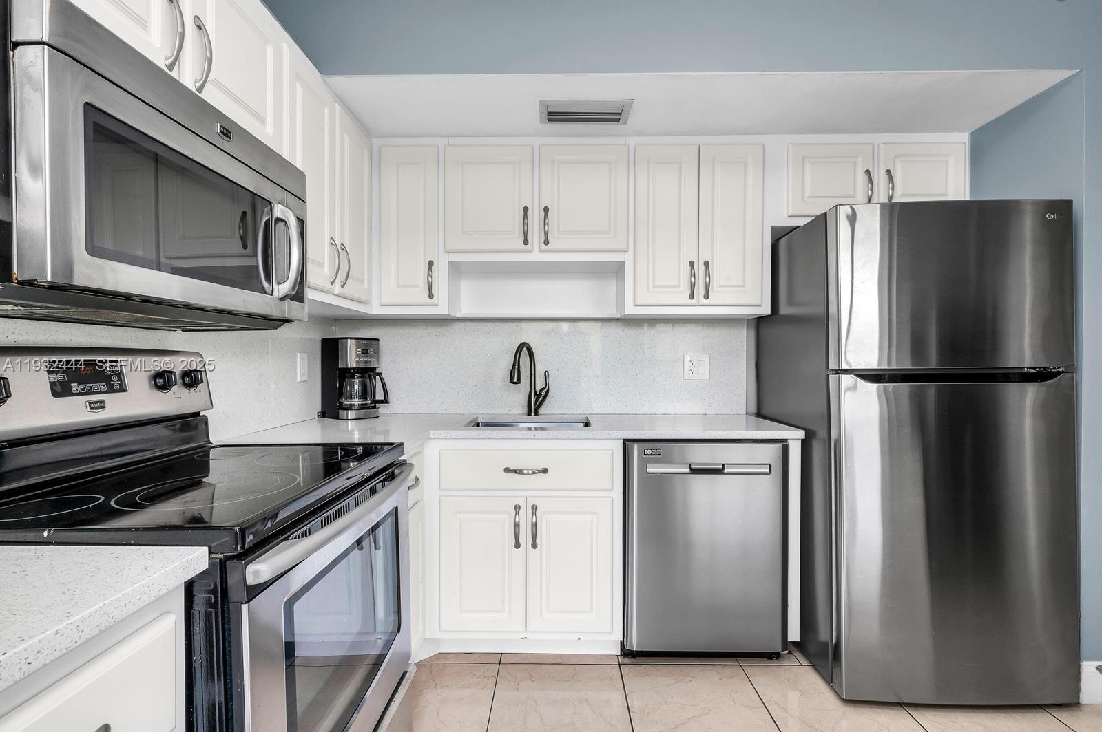 83dcefb7-1838 2800 N Palm Aire Dr # 309, Pompano Beach FL 33069 — #A11932444