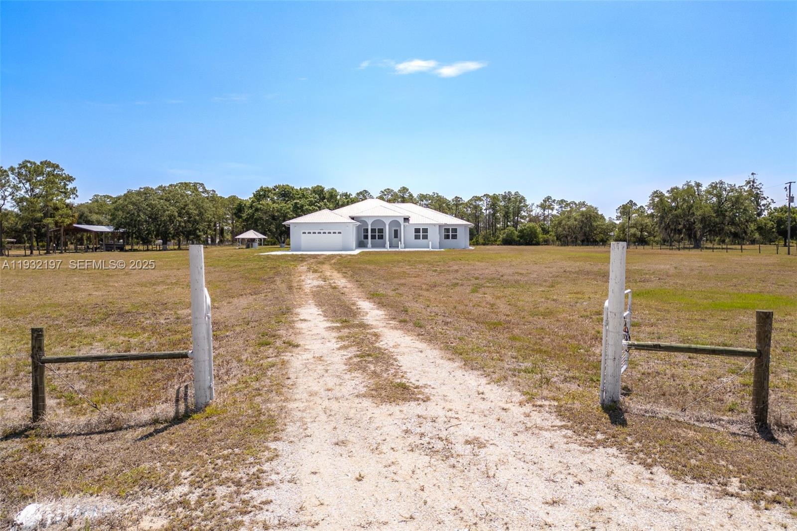 83dcefb7-1845 1083 Pollywog Dr., Other City – In The State Of Florida FL 33935 — #A11932197