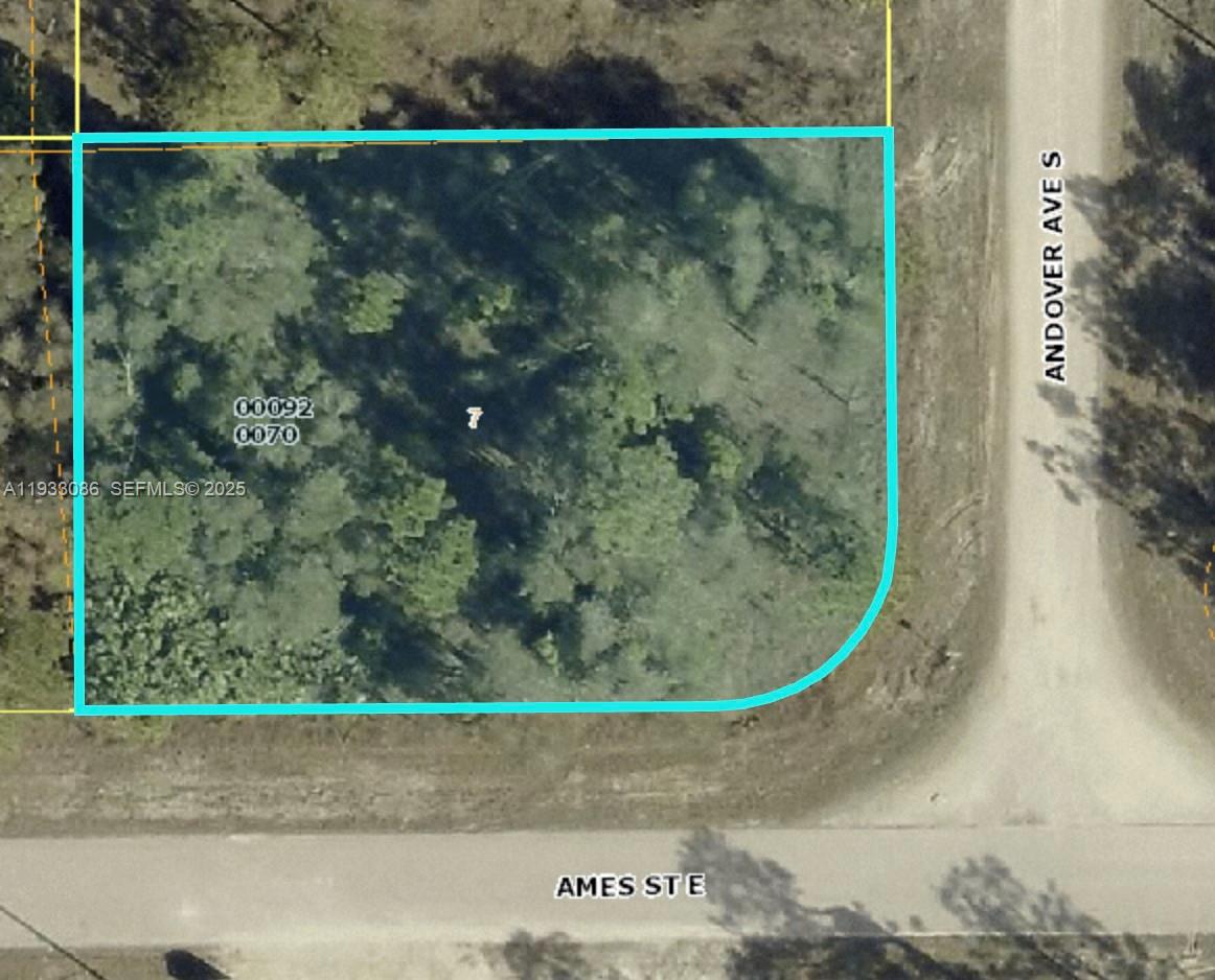 83dcefb7-1853 852 ANDOVER AVE S, Lehigh Acres FL 33974 — #A11933086
