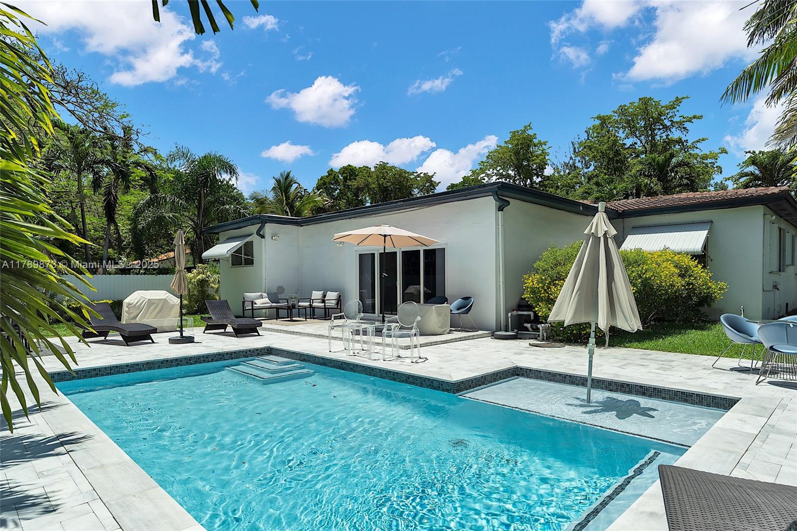 83dcefb7-1858 660 NE 121st St # 660, Biscayne Park FL 33161 — #A11789873