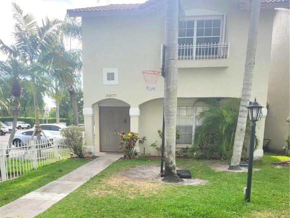 10877 NW 8th St, Pembroke Pines FL 33026 — #A11932318