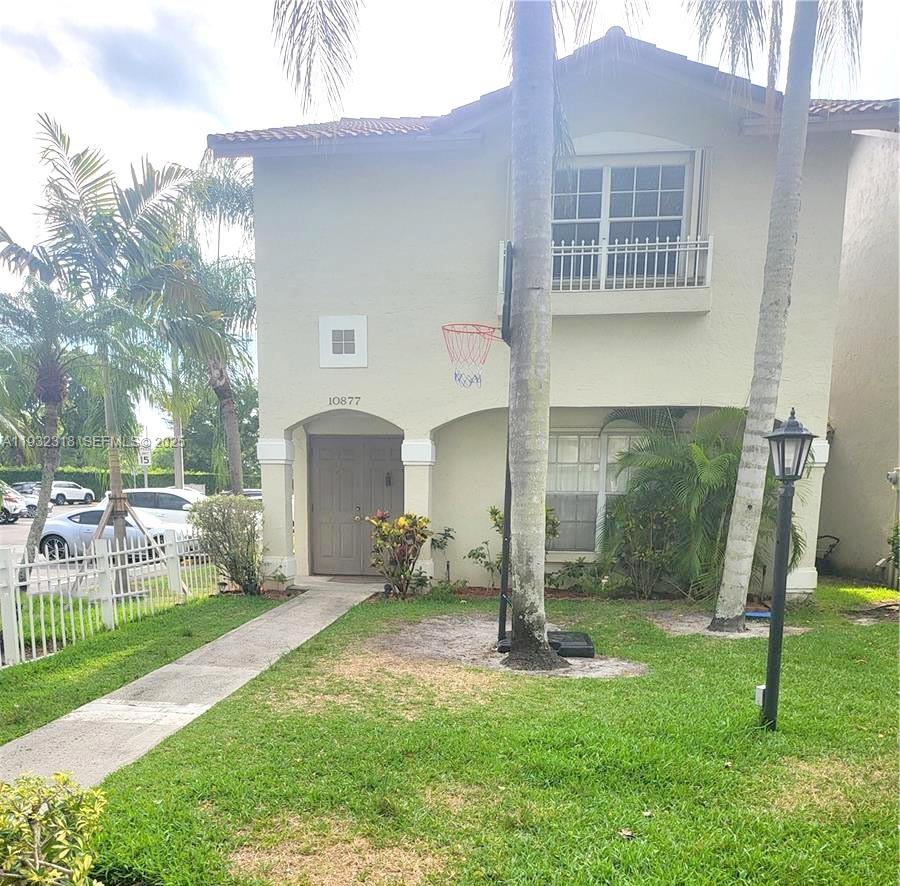 83dcefb7-1877 10877 NW 8th St, Pembroke Pines FL 33026 — #A11932318