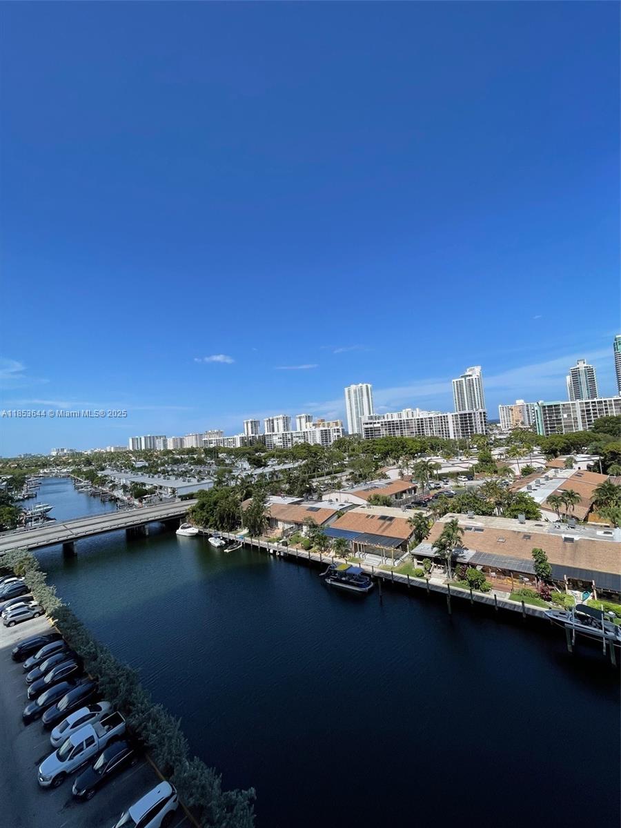 83dcefb7-1896 Listing #A11853644