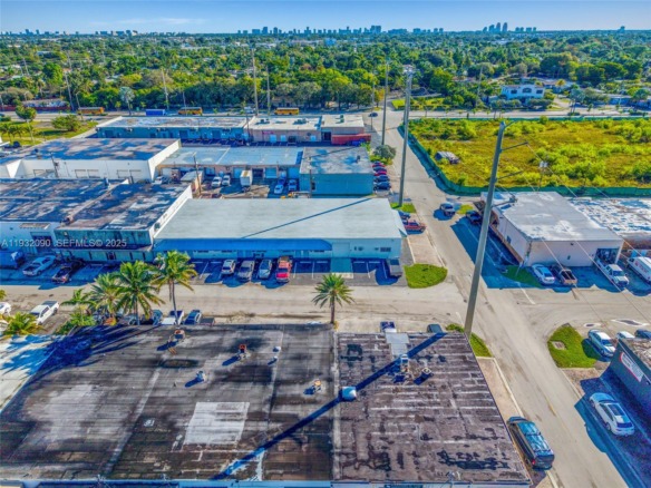 3560 NW 10th Ave, Oakland Park FL 33309 — #A11932090