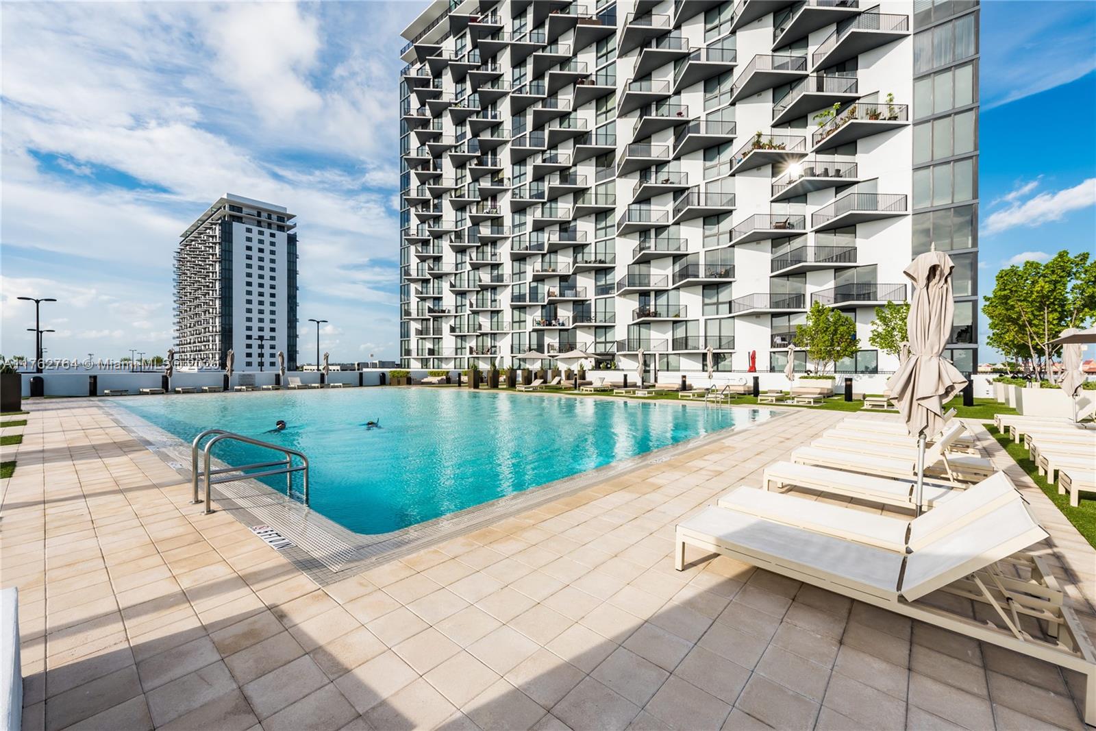 83dcefb7-1934 5252 NW 85th Ave # 511, Doral FL 33166 — #A11762764