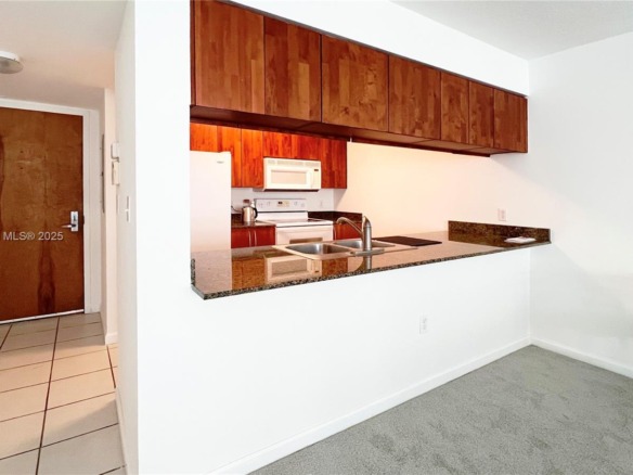 1200 Brickell Bay Dr # 2814, Miami FL 33131 — #A11890402
