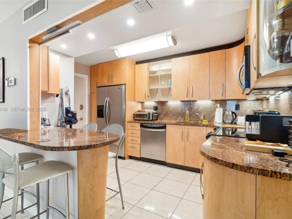 1400 S Ocean Dr # 802, Hollywood FL 33019 — #A11935740