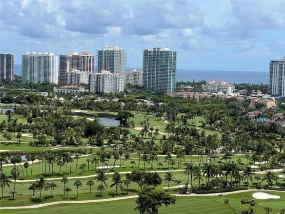 19501 W Country Club Dr # 2313, Aventura FL 33180 — #A11936202